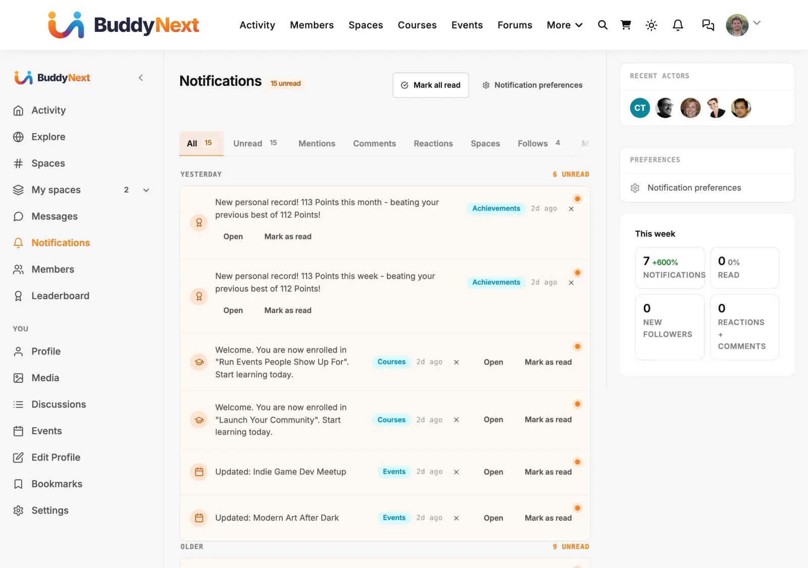 Community notifications that can be delivered as push banners
