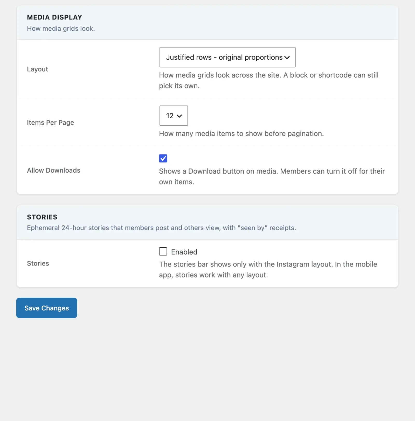 Display settings tab with layout, items per page, downloads and stories